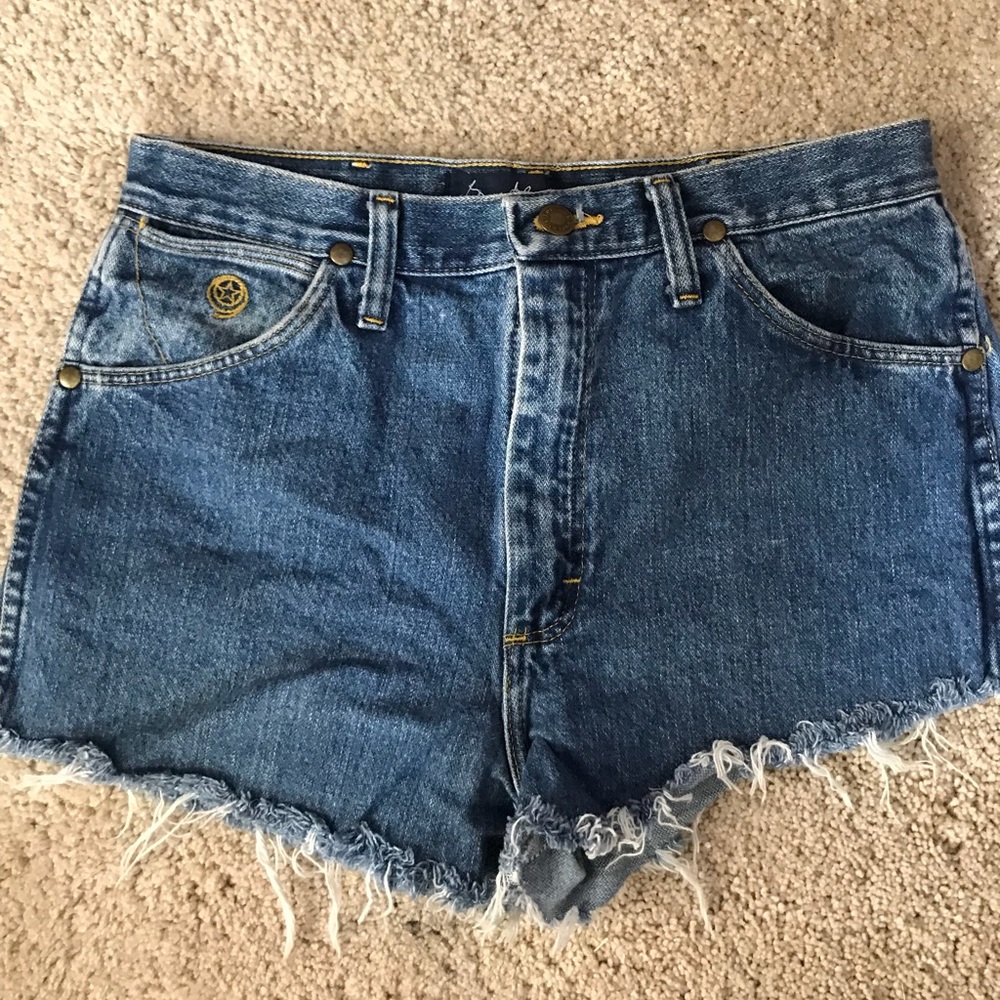 Wrangler Cut Off Short